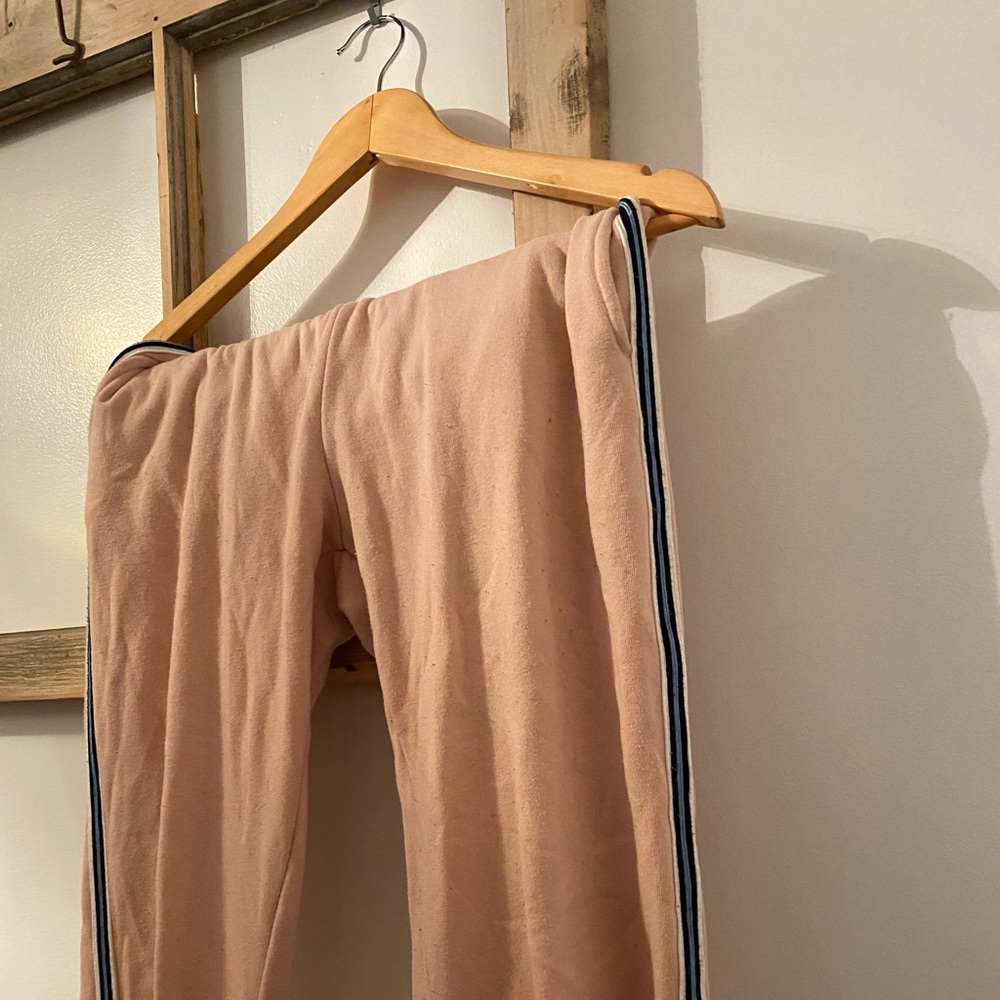 Sweats - Picture 7 of 7